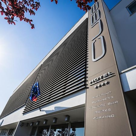 Hotel Cube Равена Екстериор снимка