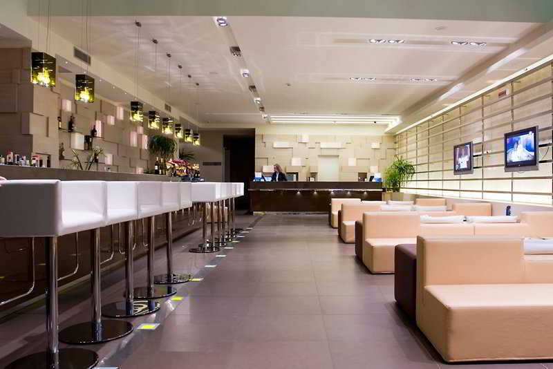 Hotel Cube Равена Ресторант снимка